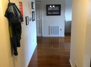 35 Latham Village Ln APT 17, Latham, NY 12110