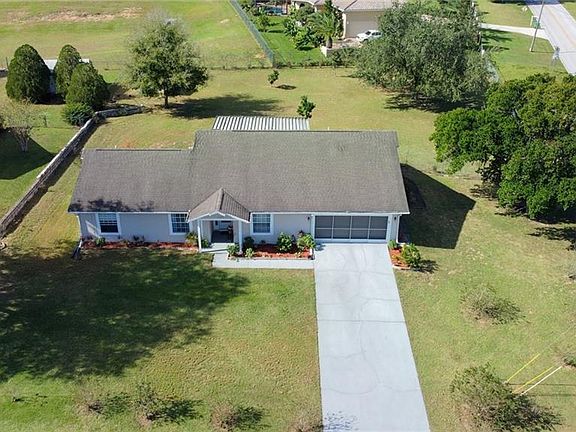 2nd image of 17555 Hillside Dr