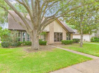 11631 Sagevale Ln, Houston, TX 77089