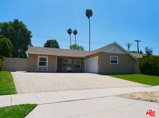 23006 Hartland St, West Hills, CA 91307