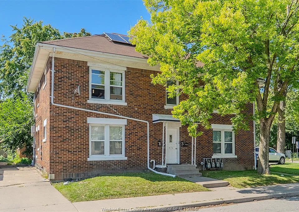 723 Parent Ave