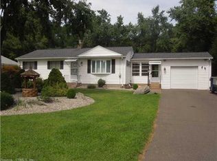 84 Scantic Meadow Rd, South Windsor, CT 06074