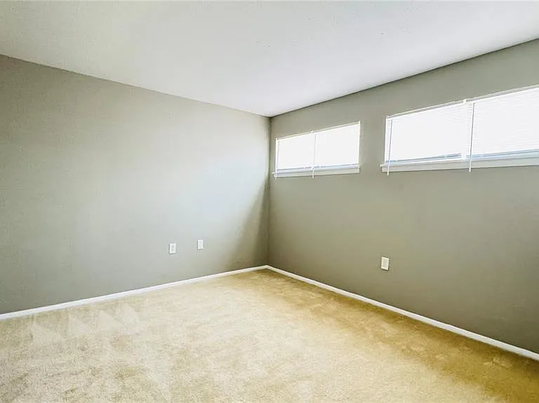 4016 Woodfern Dr #B-8 — Photo 13