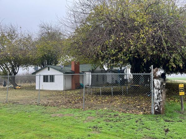 15238 Sunset Dr, Livingston, CA 95334