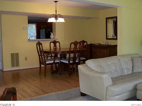 3rd image of 1814 Cedar Hollow Ct