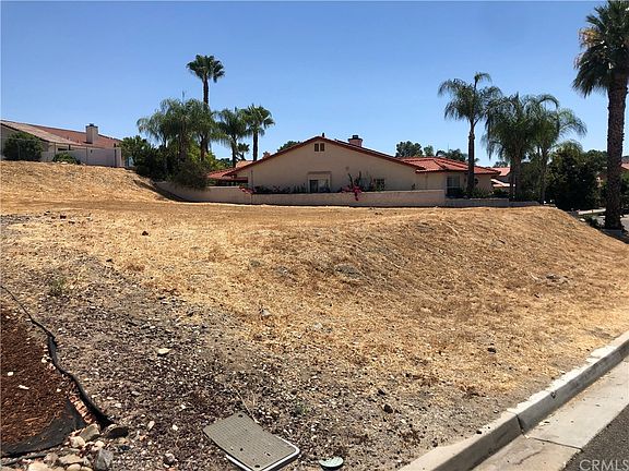 2nd image of 29800 Redwood Dr