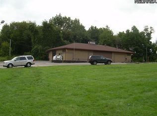 3241 Massillon Rd, Akron, OH 44312
