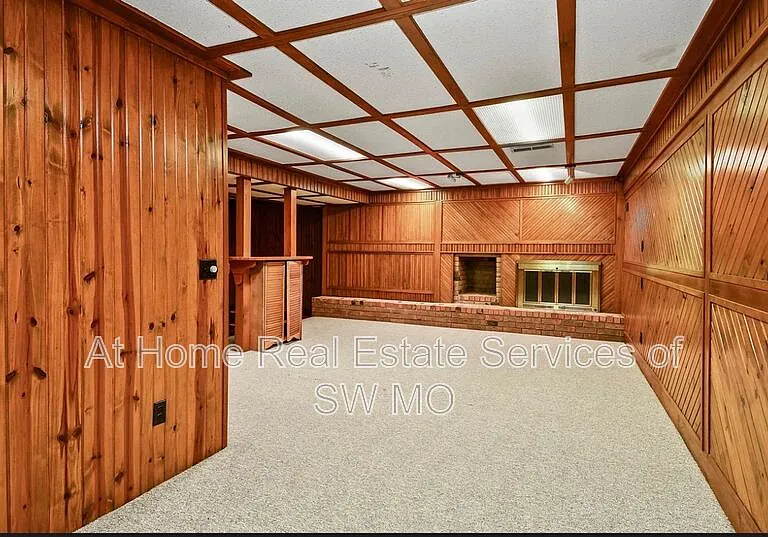 834 E Manchester Dr — Photo 18