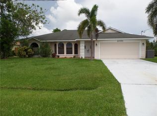 2331 SE Avalon Rd, Port Saint Lucie, FL 34952