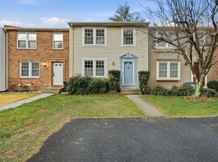 9804 Gabon Ct, Burke, VA 22015