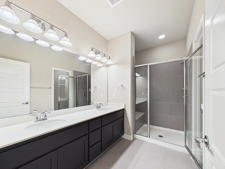 13800 Lyndhurst St #52 — Photo 17