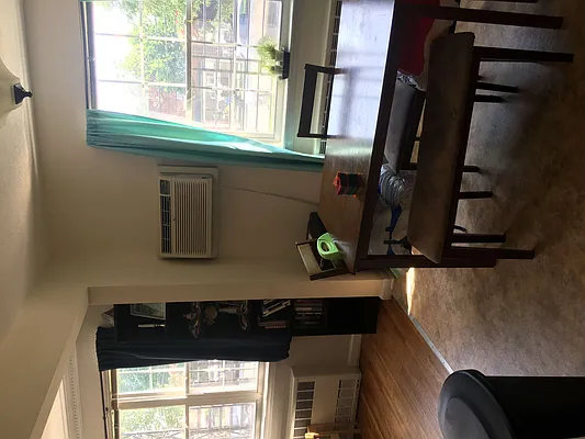 Rented by Metropolis International Realty Inc. | media 24