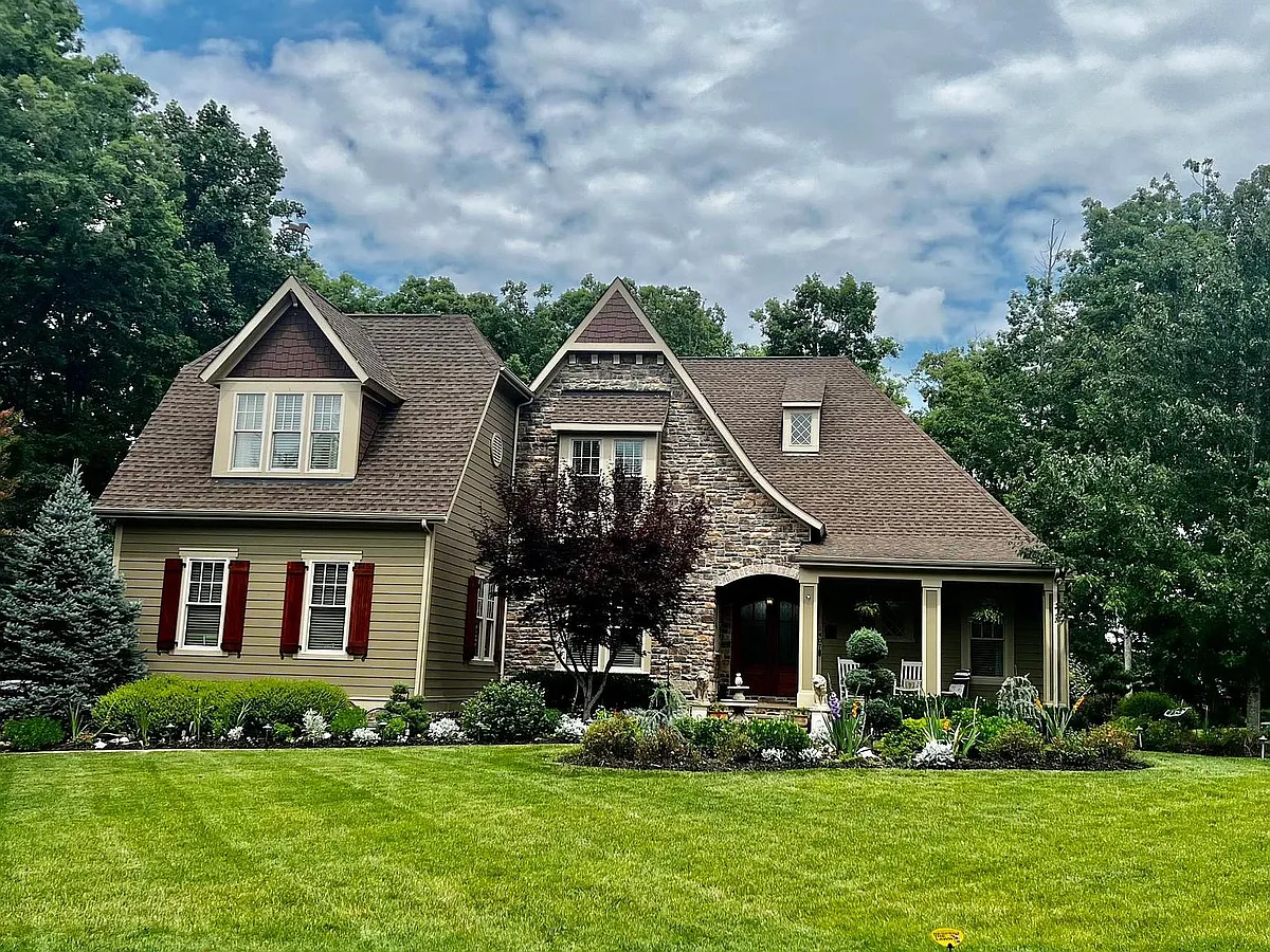 Building Photo - 1407 Idstone Way