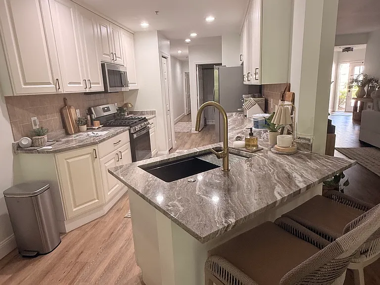 3975 Deer Crossing Ct #102 — Photo 7