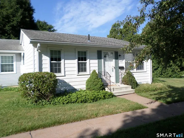28 Ambassador Drive #D, Manchester, CT 06042
