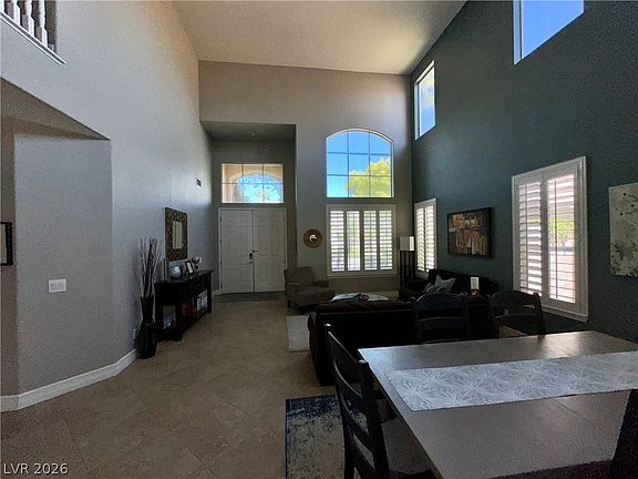 3rd image of 2289 Moresca Ave