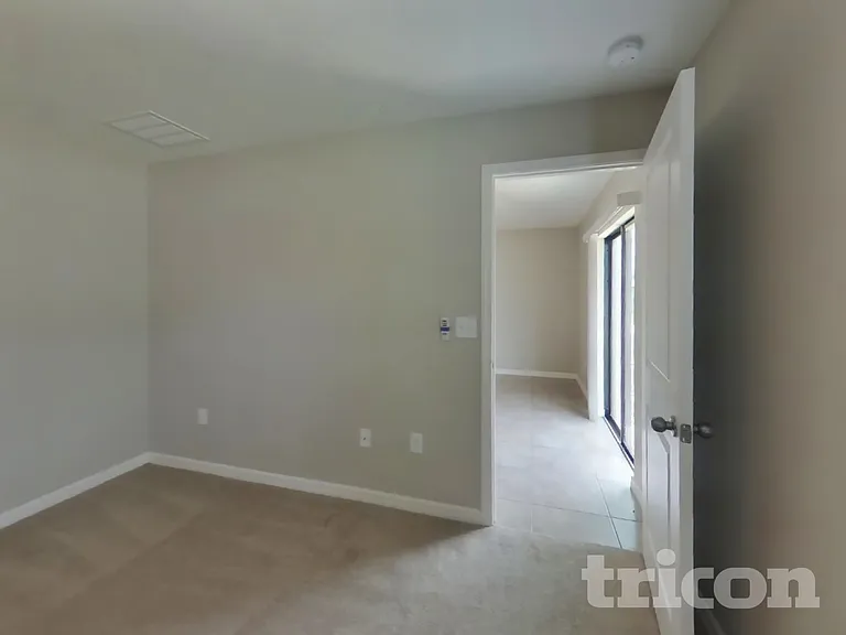 10129 Carloway Hills Dr — Photo 7
