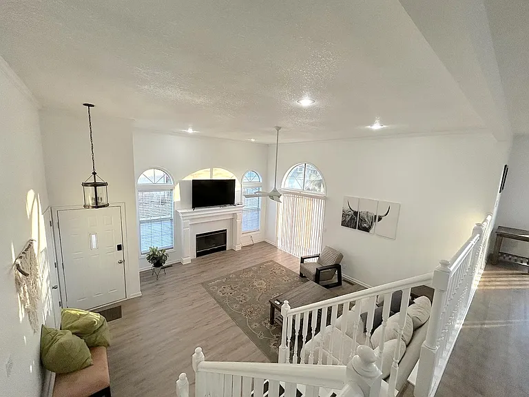 15613 W 90th St — Photo 3