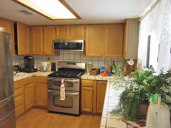 3rd image of 8311 Dauphin Dr
