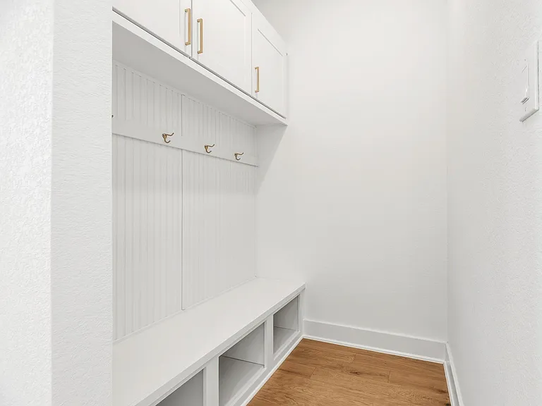 541 Sprigtail Dr — Photo 25