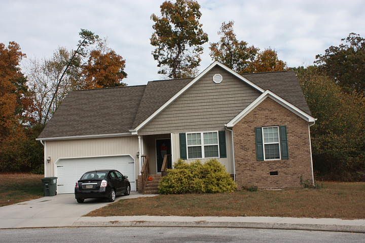 2nd image of 418 Southern Dr