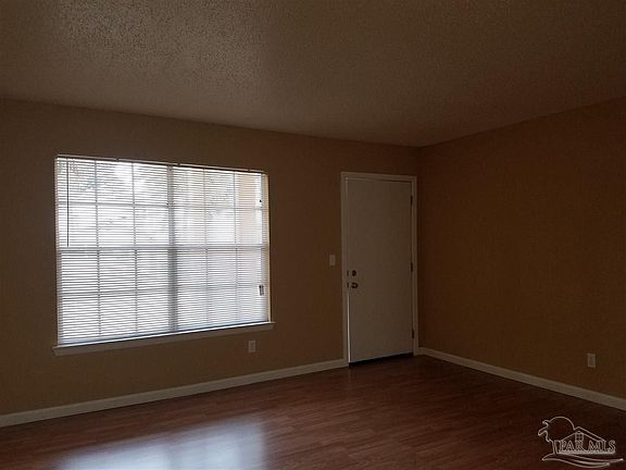 2nd image of 222 W Belmont St APT 210