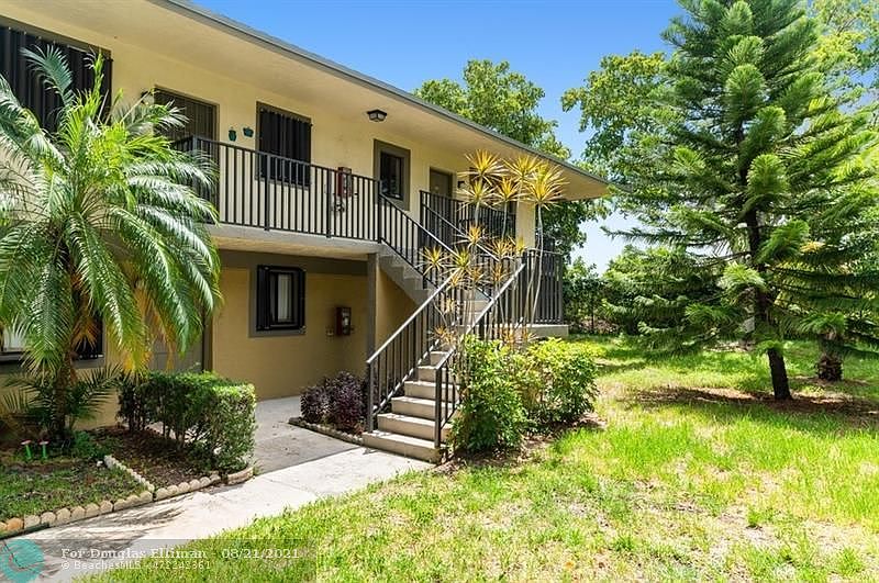 1st image of 588 SE Trace Cir #212