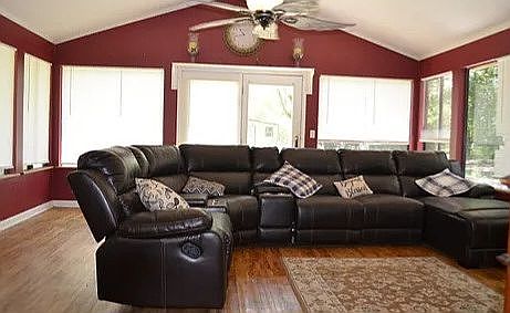 2nd image of 123 Ridge Rd