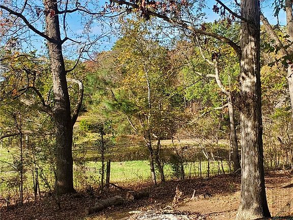 4th image of 1346 Academy Road Ext