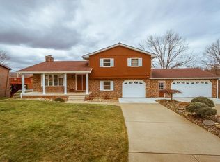 2907 Propst Dr, Aliquippa, PA 15001