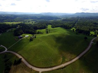 2035 Reges Rd, Irvine, KY 40336