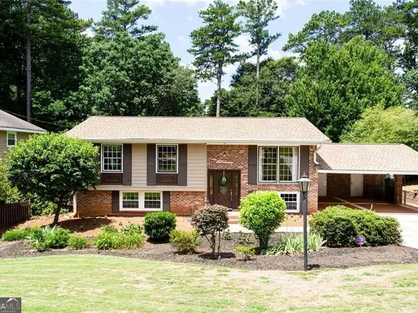 2814 Goodfellows Rd, Tucker, GA 30084