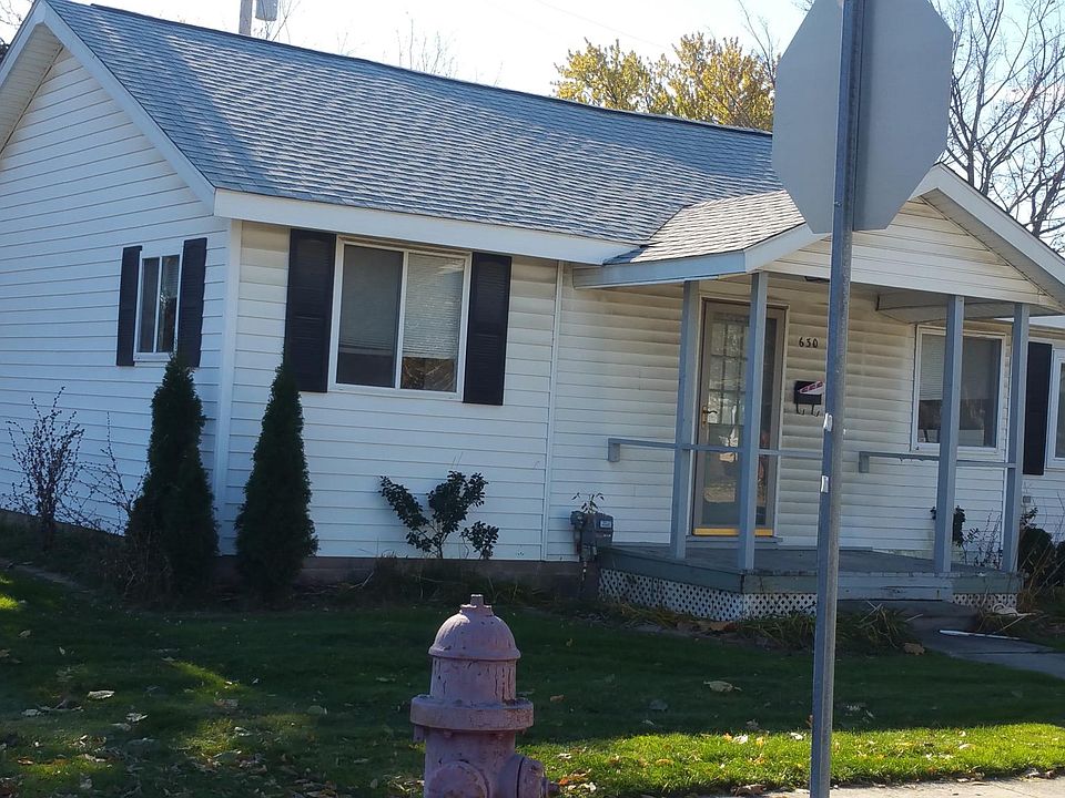 1st image of 630 Rosewood St