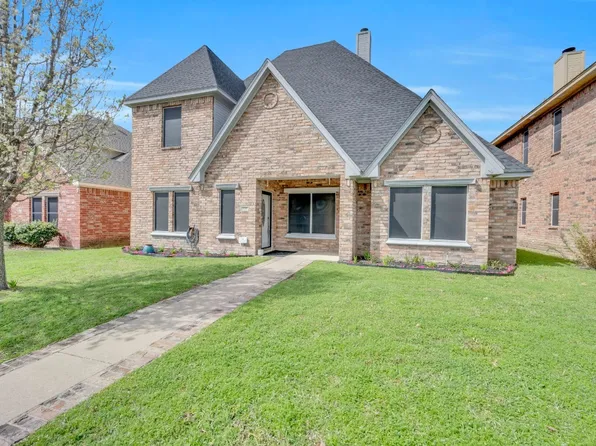 130 Clear Creek Dr, Red Oak, TX 75154
