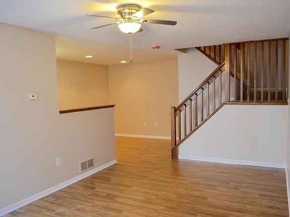 3rd image of 296 Lost River Dr