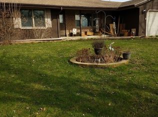 9N948 Highbank Ct, Elgin, IL 60124