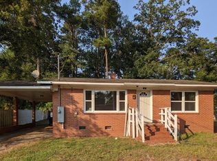 1007 Goldsboro Ave, Sanford, NC 27330