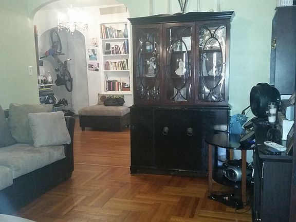 3rd image of 3626 Kings Hwy APT 6J
