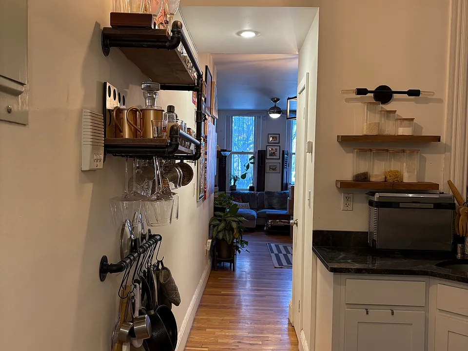 97 Bright St #1L