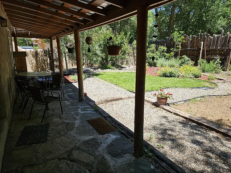 Oakley Ln — Photo 21