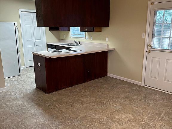 2nd image of 4025 Chadwyck Dr