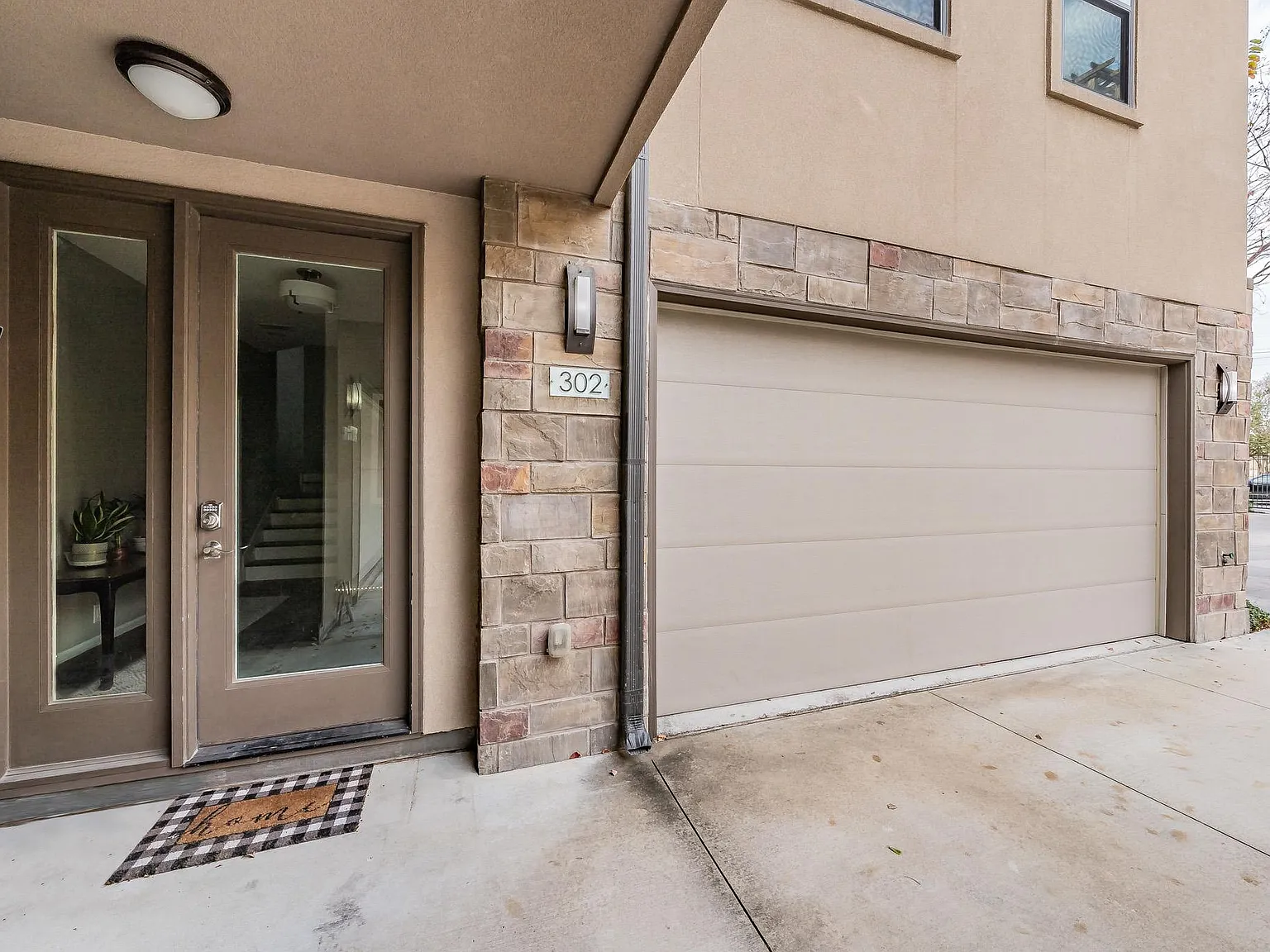 3 bed, 3.5 bath, 2154 sqft, $4,250 — Photo 2