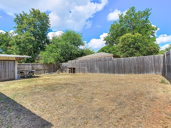 2nd image of 9202 North Dr