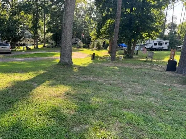 256 Dogwood Ct, Horntown, VA 23395