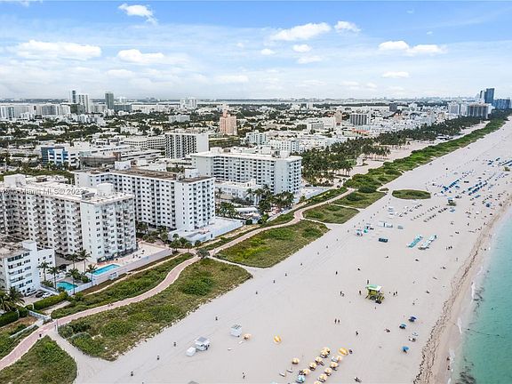 2nd image of 401 Ocean Dr APT 606