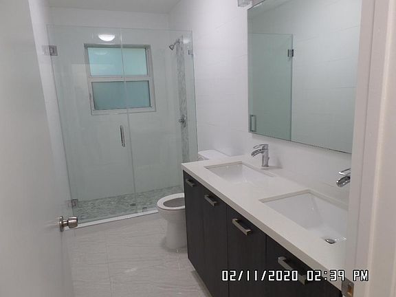 5th image of 1546 NW 32nd St