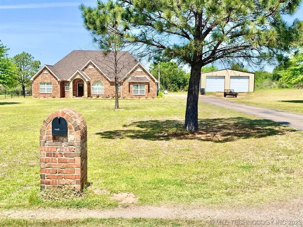 40218 1221st Dr, Stigler, OK 74462