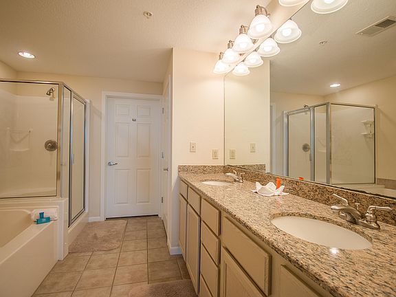 4th image of 2228 Beach Blvd #1305