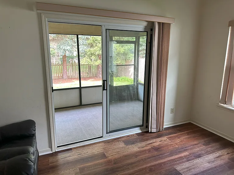 3004 Village Park North Dr — Photo 10