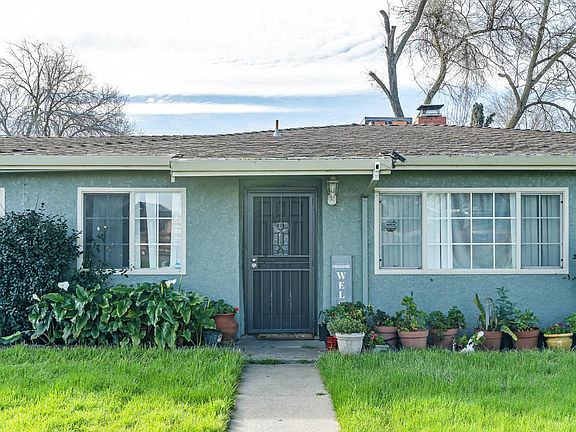 3rd image of 3824 Sunny Rd